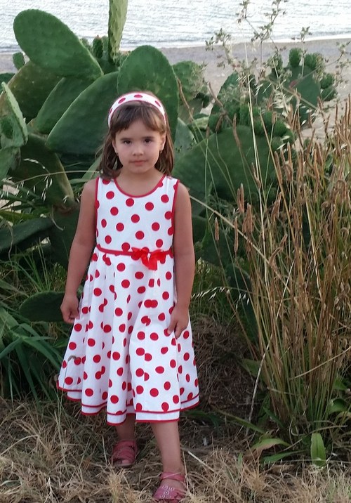 Šatičky s dvojitou sukničkou 5 až 8 let — foto 2