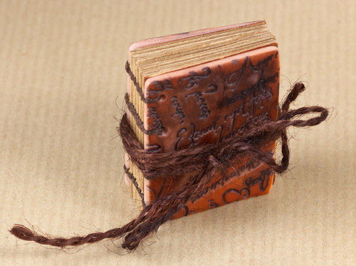 Mini Book Art .. se šňůrkou — foto 2