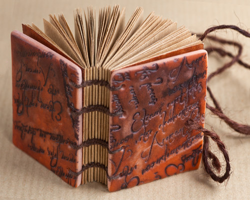 Mini Book Art .. se šňůrkou — foto 4