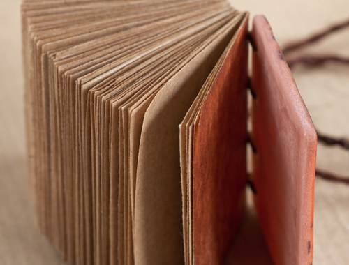 Mini Book Art .. se šňůrkou — foto 6