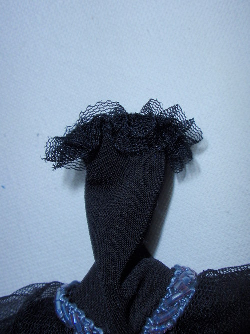 Černo-černé šatičky — foto 3