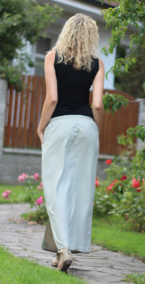 Dlouhá šedá sukně — foto 3
