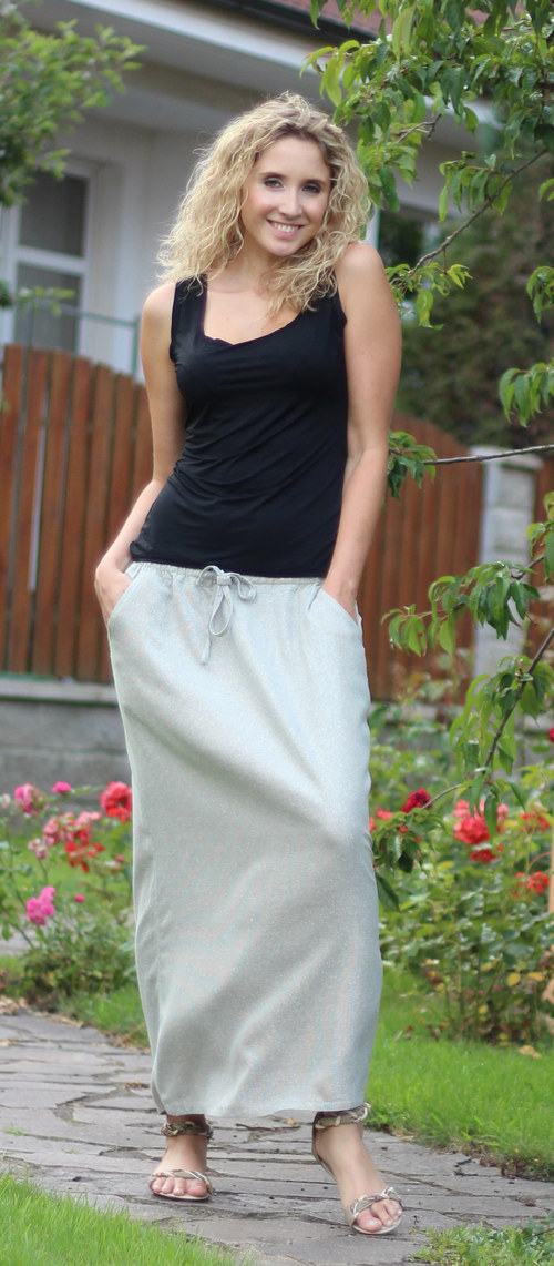 Dlouhá šedá sukně — foto 5
