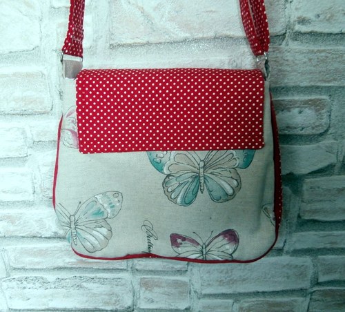 Crossbody s motýly — foto 3