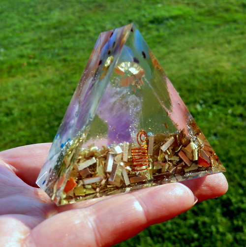 Orgonit 7 * Pyramid oboustran * Ametystový Anděl — foto 4