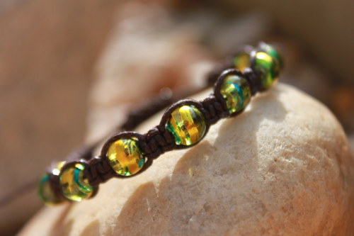 Náramek makramé/shamballa — foto 2