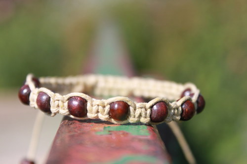 Přírodní.. Náramek makramé/shamballa — foto 2