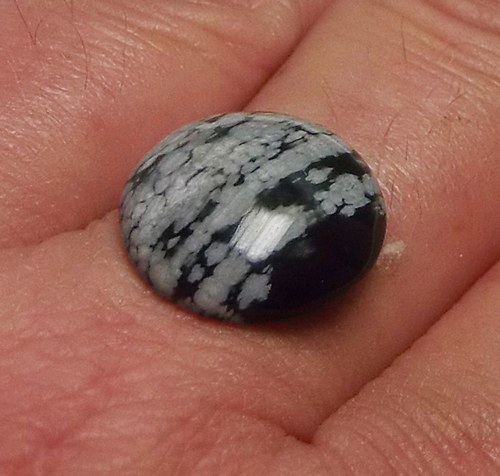 Obsidián vločkový - kabošon - průměr 1 cm - B202 — foto 2