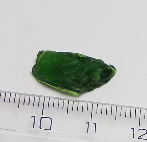 Chromdiopsid surový - B215 — foto 3