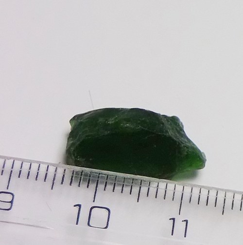 Chromdiopsid surový - B216 — foto 2