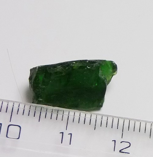 Chromdiopsid surový - B216 — foto 3
