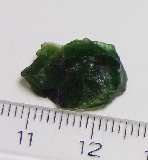 Chromdiopsid surový - B217 — foto 2