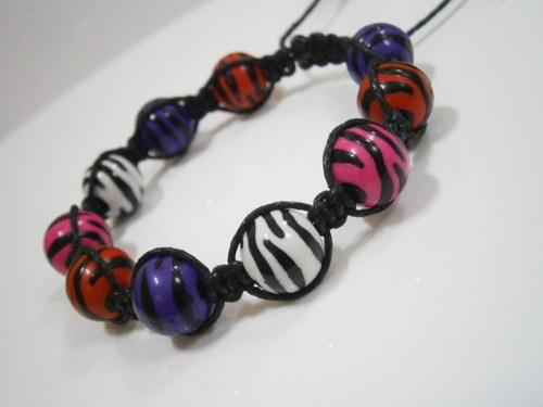 Náramek zebra barevná :-) ...shamballa/makramé — foto 4