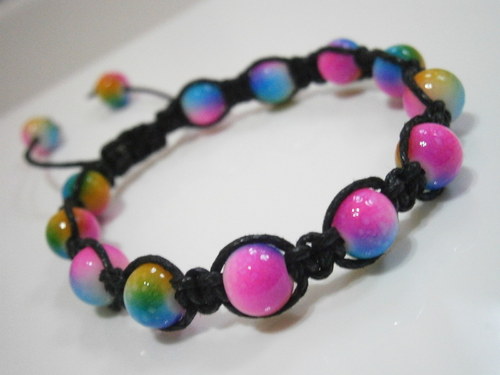 Náramek barevný, duhový (shamballa) — foto 3