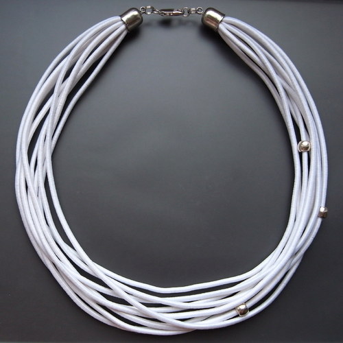 Colar branco — foto 2