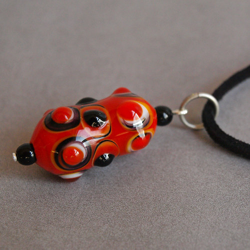 Červený amulet - výprodej — foto 3