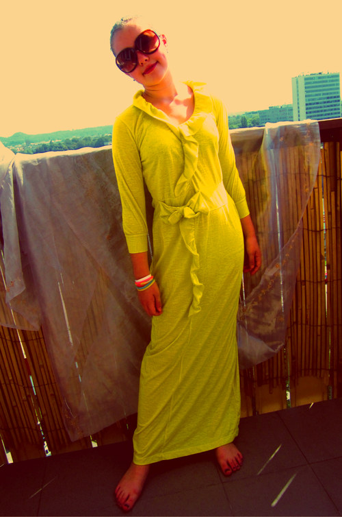 Šaty yellow romantic — foto 2