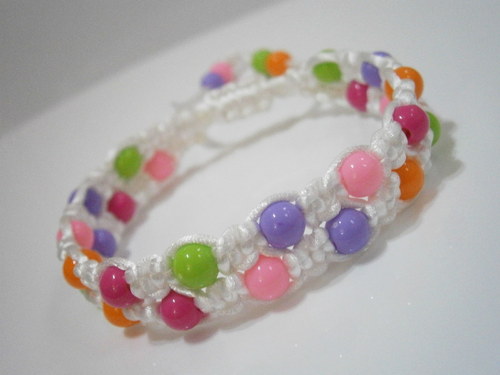 Náramek bílý/barevný...shamballa/makramé — foto 2