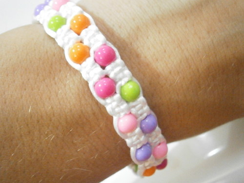 Náramek bílý/barevný...shamballa/makramé — foto 5
