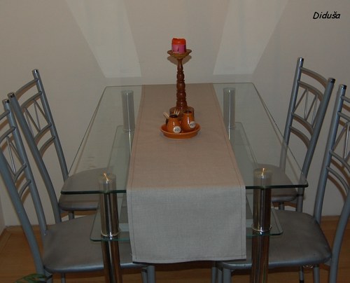 Lněný středový ubrus — foto 2