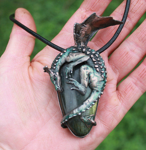 Dračí amulet — foto 5