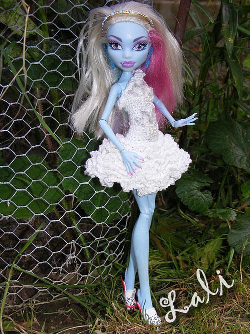 Monster High - háčkované letní šatičky 3. -Bílé — foto 2