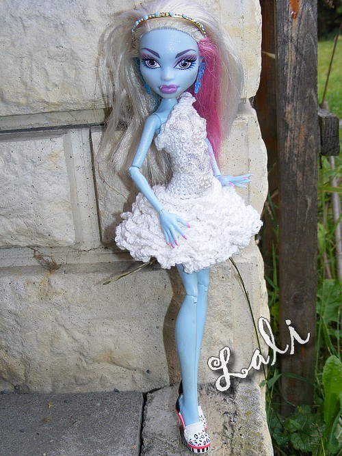 Monster High - háčkované letní šatičky 3. -Bílé — foto 5