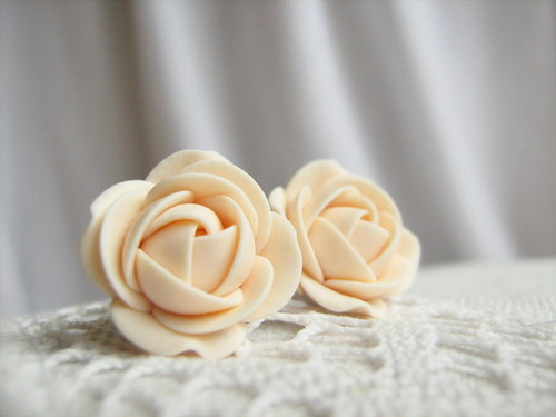 Simple colors: Peach Nude, náušnice — foto 2