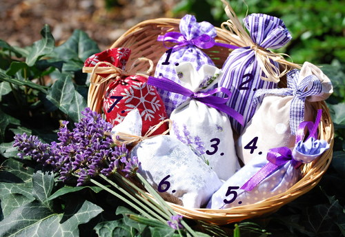 Pytlíček sušené levandule + vánoční motiv — foto 2