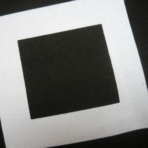 Látka geometrický vzor — foto 3