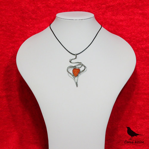 Hadí srdce (Karneol) - náhrdelník — foto 2