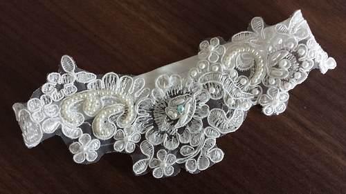 LUXUSNÍ IVORY podvazek — foto 6
