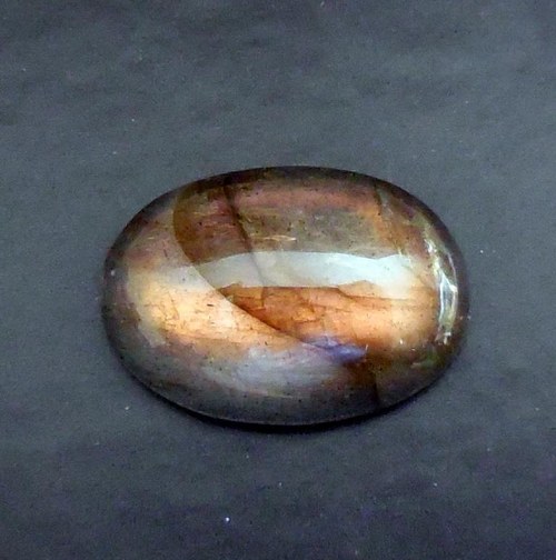 Labradorit - kabošon (20 x 14 x 5 mm) — foto 4