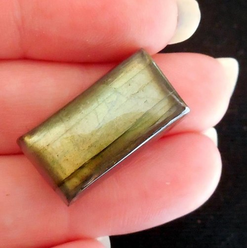 Labradorit - kabošon (23 x 13 mm) — foto 4
