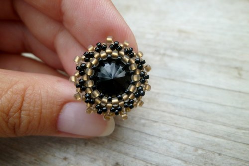 Swarovski prsten "Black & Gold" — foto 5