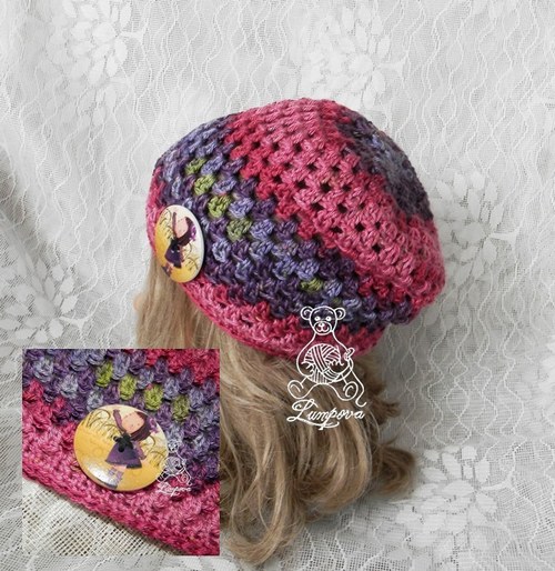 Háčkovaná čepička s knoflíkem výprodej — foto 4