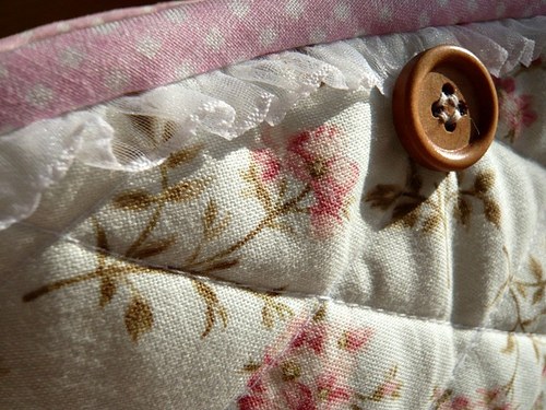 Romantická quiltovaná taštička — foto 3
