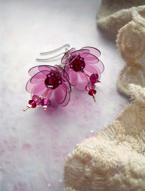 ...fuchsia elements — foto 3