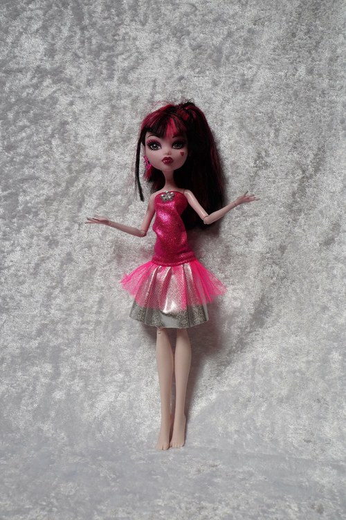 Růžové stříbro pro Monster High — foto 3