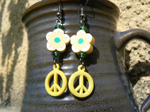 Hippies žluté s kytičkou... — foto 4