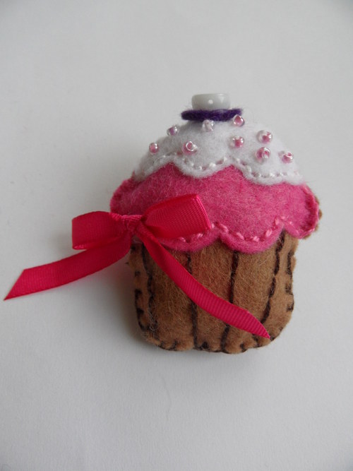 Muffinek s jahodovou náplní — foto 3