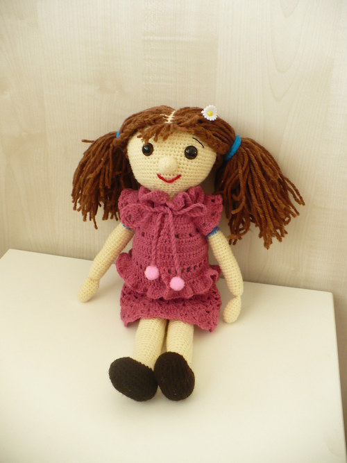 Háčkovaná panenka Julinka - 32 cm — foto 3