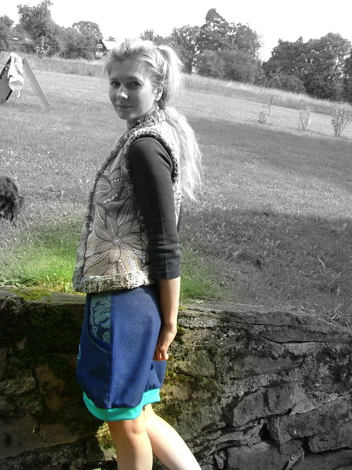 Riflová s tyrkys květem — foto 6