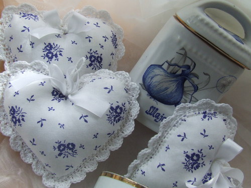 Modré kvítky - srdíčka — foto 2