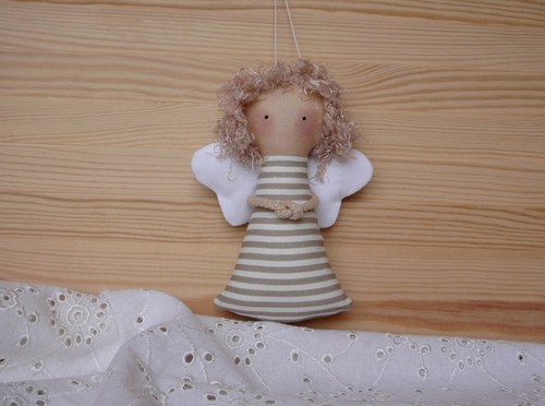 Panenka - andělka III — foto 2