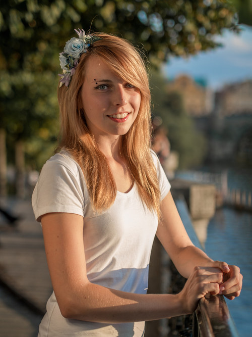 Modrá něžná - čelenka — foto 2