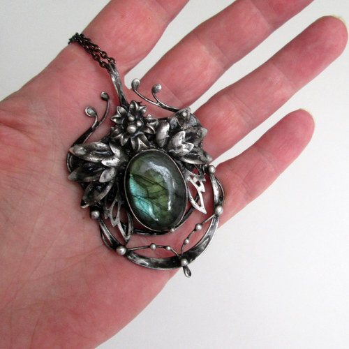 Labradorit amulet — foto 3