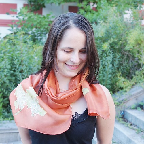 Vinobraní. Hedvábná šála. — foto 3