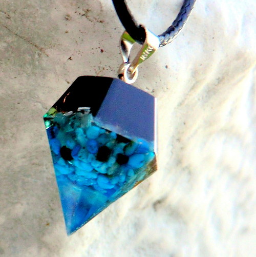 Orgonitový přívěsek *Diamant* Tyrkenitový — foto 4