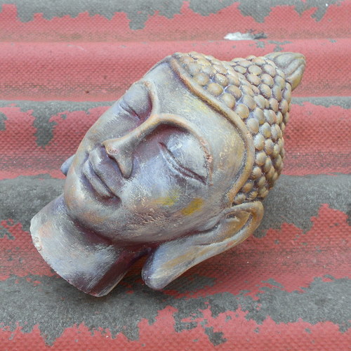 Budha béžovozlatá patina — foto 2